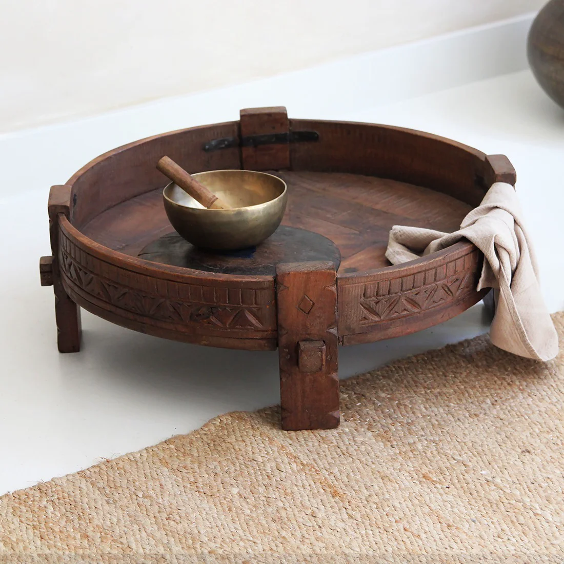 Refined Grinding table brown Ø 73cm Responsible