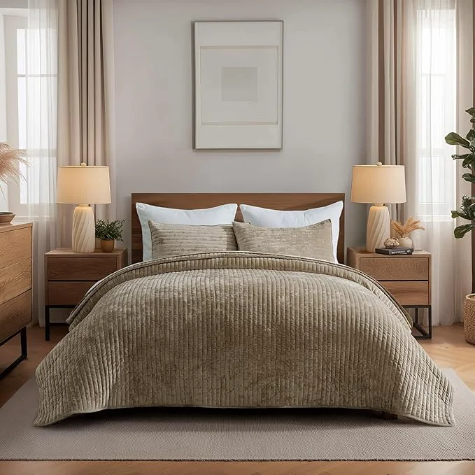 Fashionable EVERGRACE Velvet Quilt Set Queen Size Luxurious Soft Striped Channel Bedding Stylish