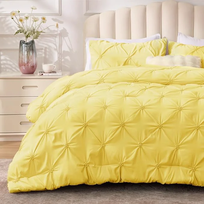 Stylish BEDELITE Light Yellow King Size Comforter Set Breathable
