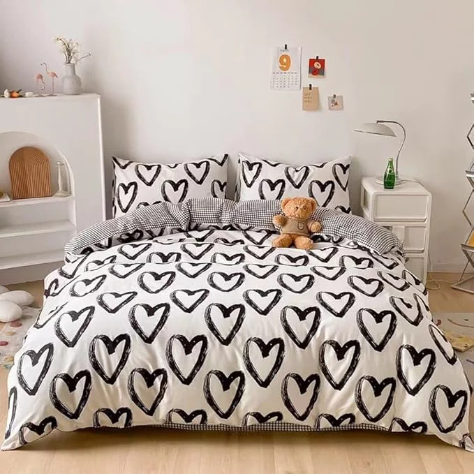 Expertly Made CLOTHKNOW Love Shape King Size Comforter Set Black White Bedding Comforter Sets Black Grid Comforter with 2 x Pillow Cases Minimalist