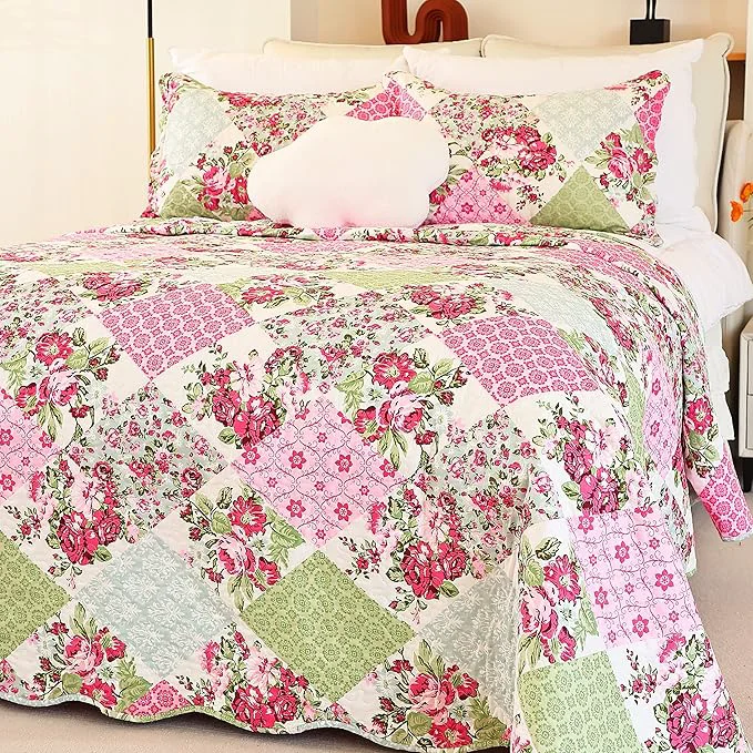 Elegant Cmfshape Summer Floral Queen Quilted Bedspread Romantic Pink Quilt Set Bedding Reversible Stitched Bedding Set All Season Soft Lightweight Coverlet with Pillow Cases Pink amp Green Queen90 x90 Classic