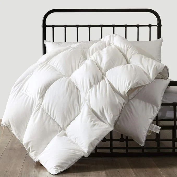 Innovative APSMILE Luxurious Queen Size Down Feather Fibers Comforter Ultra-Soft All Season Duvet Insert Fluffy Hotel Collection Down Feather Fibers Comforter with 8 Ties 90x90 White Premium