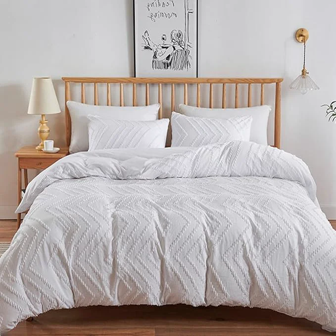 Exclusive CLOTHKNOW White Tufted Full Size Comforter Sets 3Pcs Farmhouse Bedding Sets Soft Shabby Chic Boho Comforter with 2 x Pillow Cases Advanced