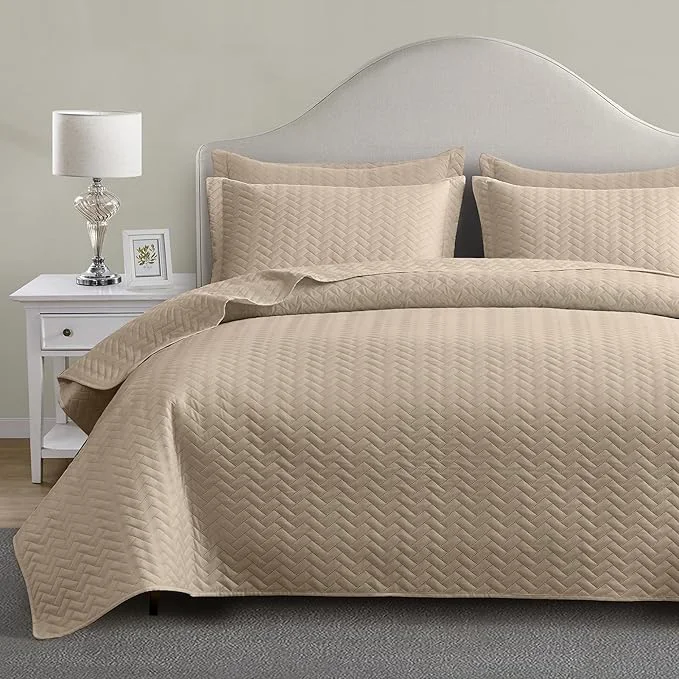 Easy-to-Use Maple amp Stone Quilt Set Twin Twin XL Lightweight Beige Bedspread Ultrasonic Chevron Pattern Light Coverlet for All Season Comforter Bedding Decor - 2 Piece Twin Extra Long Bed Cover Sets Modern