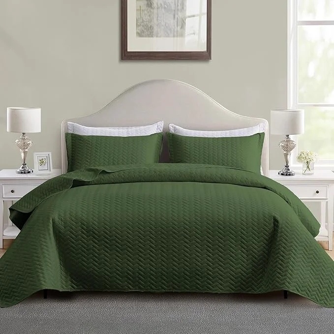 Fashionable Maple amp Stone Quilt Set King Size Lightweight Olive Green Bedspread Ultrasonic Chevron Pattern Light Coverlet for All Season Comforter Bedding Decor - 3 Piece King Bed Cover Sets Fast
