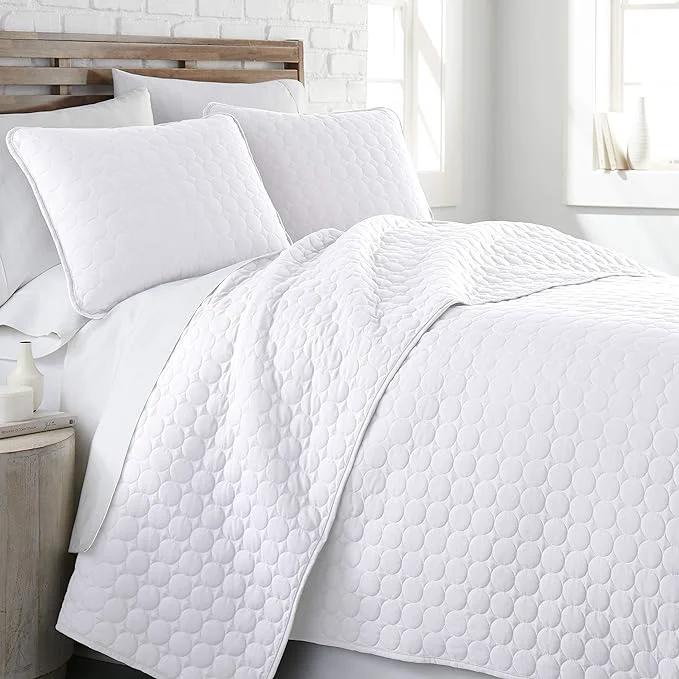 Secure Southshore Fine Living Inc. King Size White Quilt Bedding Set with 2 Pillow Shams Quilted Summer Comforter King Size Light Weight Bedspread California King Quilt Coverlet Bright White Professional