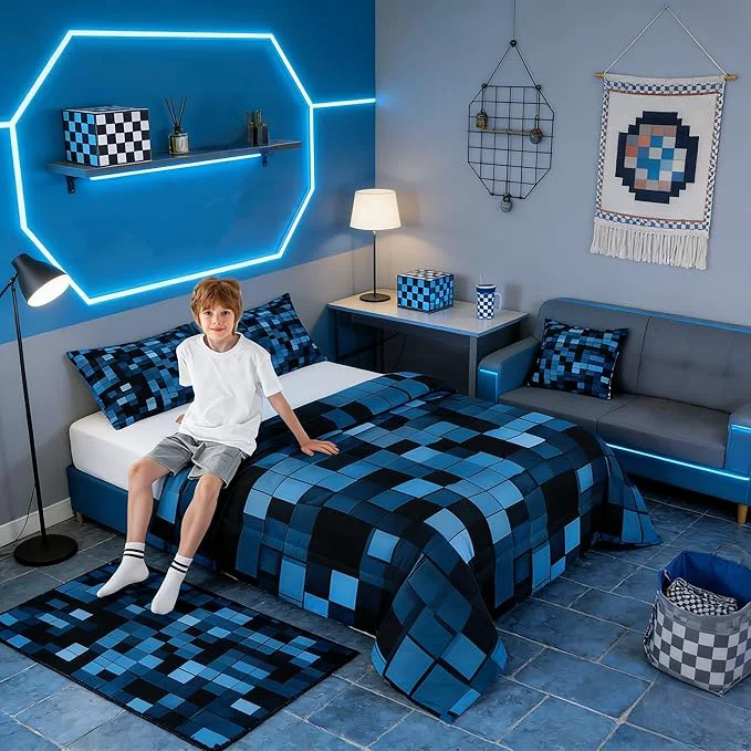 Specialty Pixelated BlocksComforter Set King Size Patchwork Square Video Games Kids Bedding Set Geometric Patchwork Grid Quilt Comforter Blue Duvet Insert 2 Pillowcases Luxury