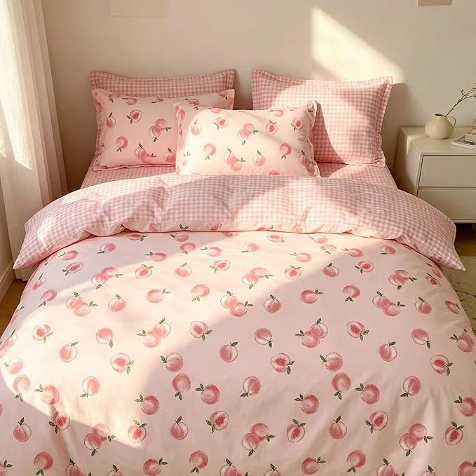 Artisan Pink Peach Comforter Set Queen Size Cute Fruit Soft Microfiber Bedding Set with Pink Plaid Backn 3Pieces All Season Lightweight Summer Comforter Set for Girls Innovative