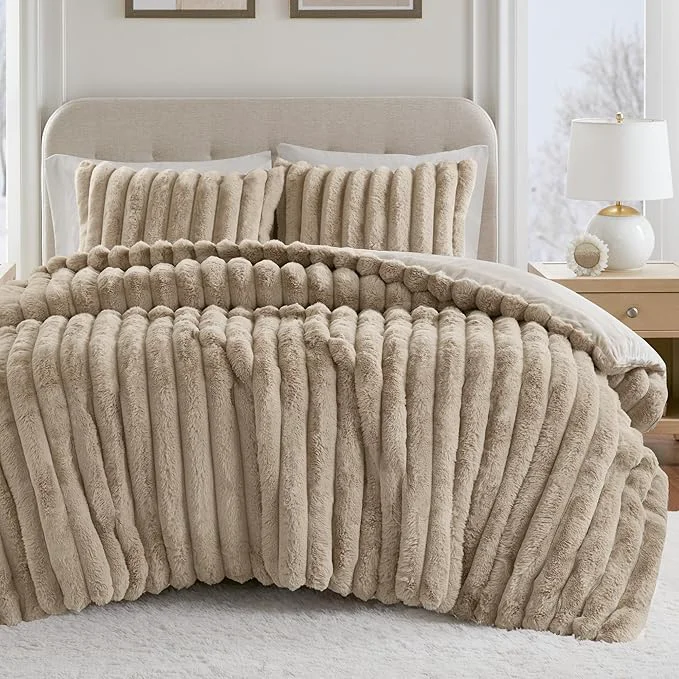 Elegant Madison Park Jasmine King Comforter Set Luxurious Reversible Faux Fur Plush Ribbed Velvet Bedding Fuzzy Thick Warm Winter Comforter Super Soft Fluffy 3-Piece Set Taupe Artisan