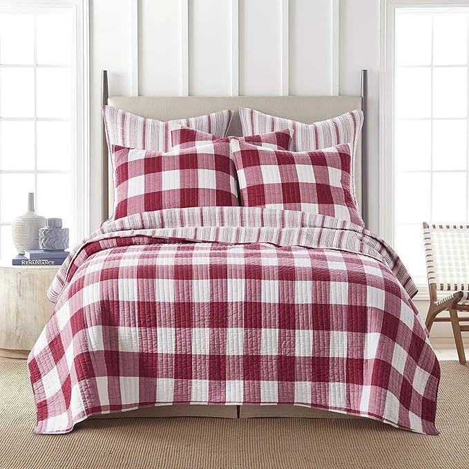 Verified Levtex Home - Camden Quilt Set -Full Queen Quilt Two Standard Pillow Shams - Buffalo Check in Red and Cream - Quilt Size 88 x 92 in. and Pillow Sham Size 26 x 20 in. - Reversible Pattern -Cotton High-Grade