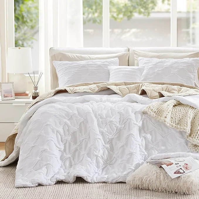 Modern Comfort Spaces Comforter for Queen Size Bed Ogee Ruched with Crinkle Texture Breathable Comforter Set Queen All Season Lightweight Bedding Set Shams Décor Pilow Full Queen White 4 Piece Outstanding