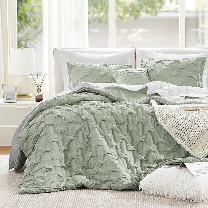 Soft Comfort Spaces Comforter for King Size Bed Ogee Ruched with Crinkle Texture Breathable Comforter Set King All Season Lightweight Bedding Set Shams Décor Pilow King Cal King Green 4 Piece User-Friendly