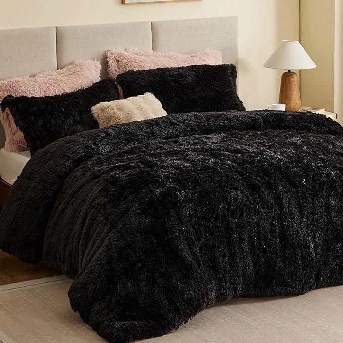 Environmentally Friendly Intelligent Design Malea Shaggy Comforter Set Long Faux Fur Cozy Down Modern Casual Ultra Soft All Season Fluffy Bedding with Matching Sham Full Queen Black 3 Piece Smooth