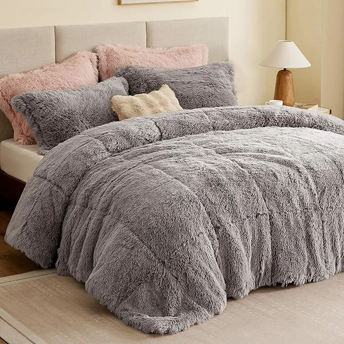 Intelligent Design Malea Shaggy Comforter Set Long Faux Fur Cozy Down Modern Casual Ultra Soft All Season Fluffy Bedding with Matching Sham King Cal King Grey 3 Piece Fashionable