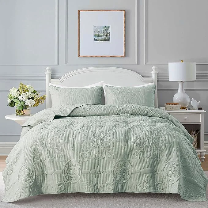 Dependable B2EVER Sage Green Damask Quilt Twin Size Bedding Sets with 1 Pillow Sham Boho Bedspread Lightweight Soft Farmhouse Vintage Bohemian Coverlet Retro Jacquard Pattern Bed Cover for All Season 2 Pieces Reliable