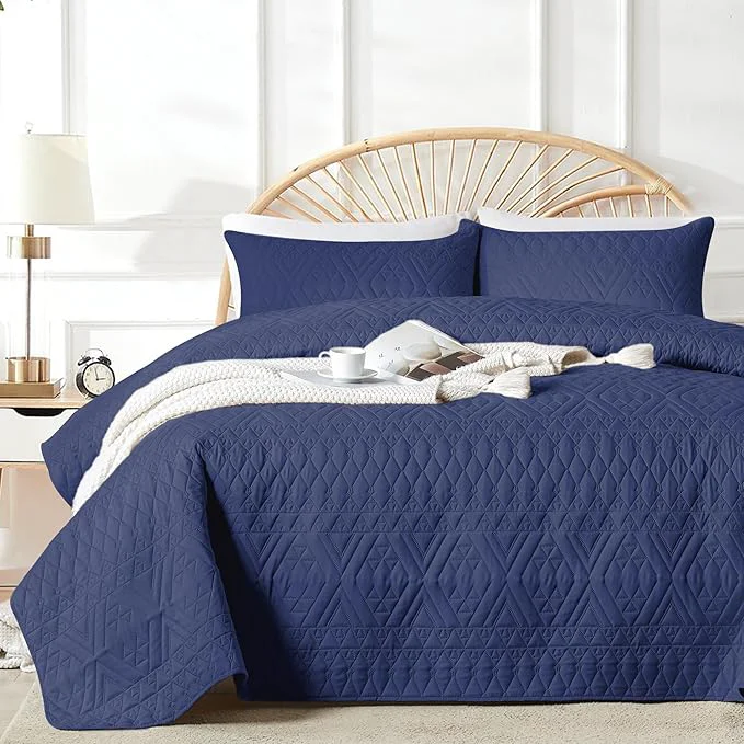 Top-Quality akkialla Twin Size Quilt Bedding Set Navy Blue Lightweight Microfiber Soft Bedspreads Modern Style Geoetric Pattern Coverlet Set for All Seasons 2 Piece 1 Quilt 1Pillow Sham Smart