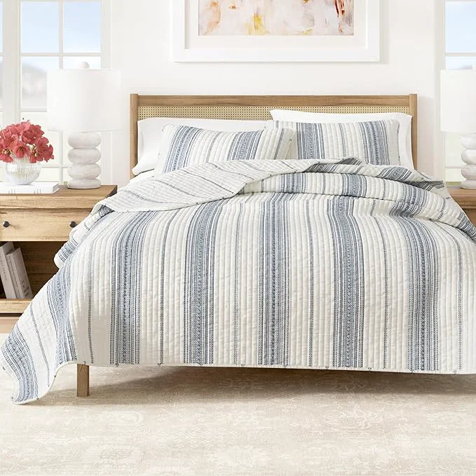Long-Lasting Great Bay Home Striped Quilt Set - 2-Piece Twin Twin XL Size Farmhouse Bedding Set - Lightweight All-Season Reversible Bedspread White Navy Minimalist
