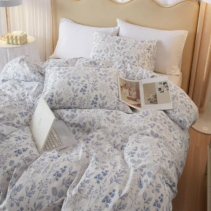 Premium Material HighBuy White Full Comforter Set Blue Floral Comforter Sets for Women Girl Coquette Aesthetic Boho Comforter Full Size Bedding Comforter Set 3 Pieces Farmhouse 1 Flora Comforter and 2 Pillowcase Specialty