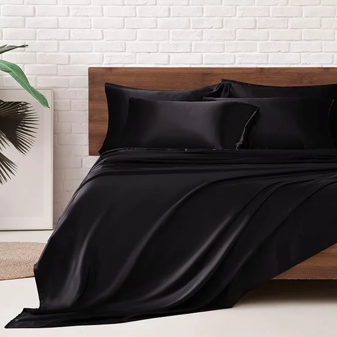Breathable MR HM Satin Bed Sheets Queen Size Sheets Set Innovative