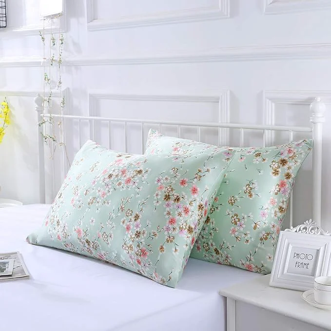 World-Class SLPBABY Silk Pillowcase for Hair and Skin Relaxed