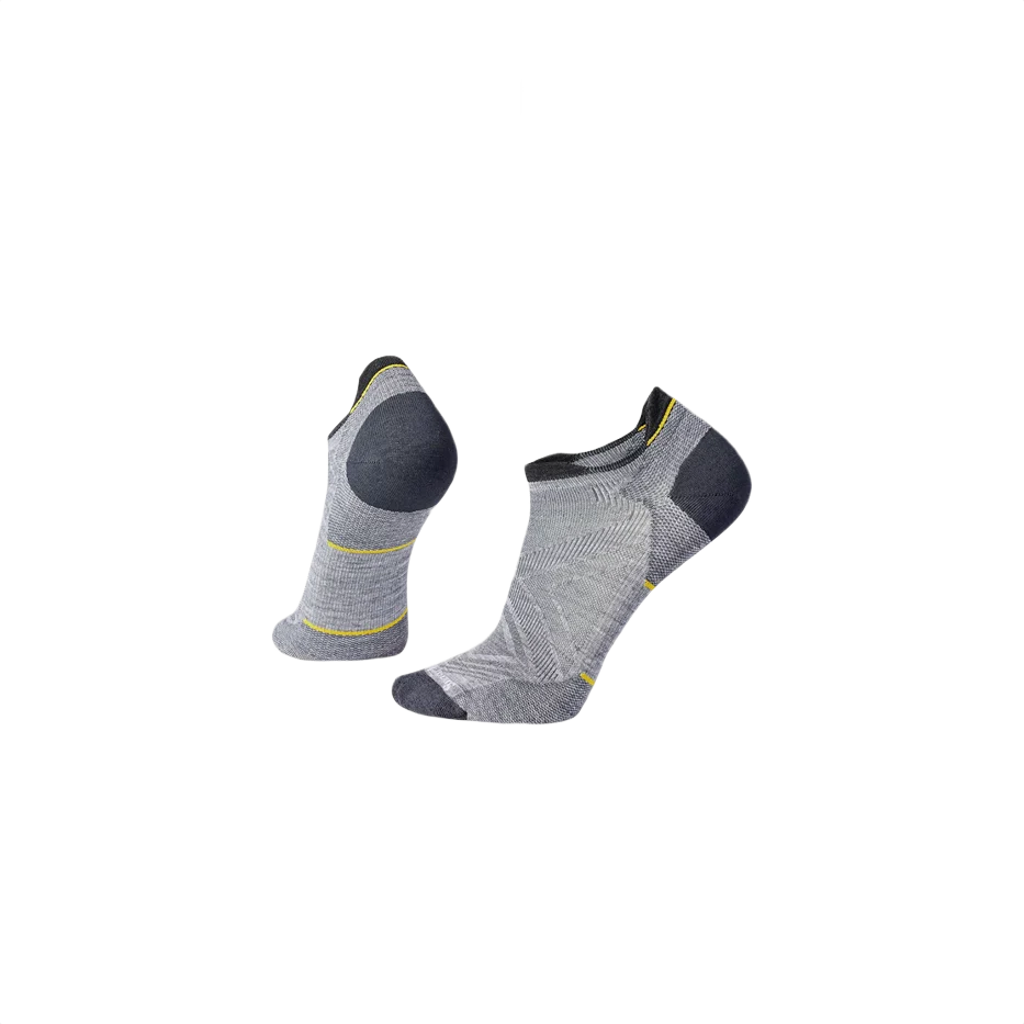 High-Grade Smartwool Medium Light Gray Run Zero Cushion Low Ankle Socks Excellent