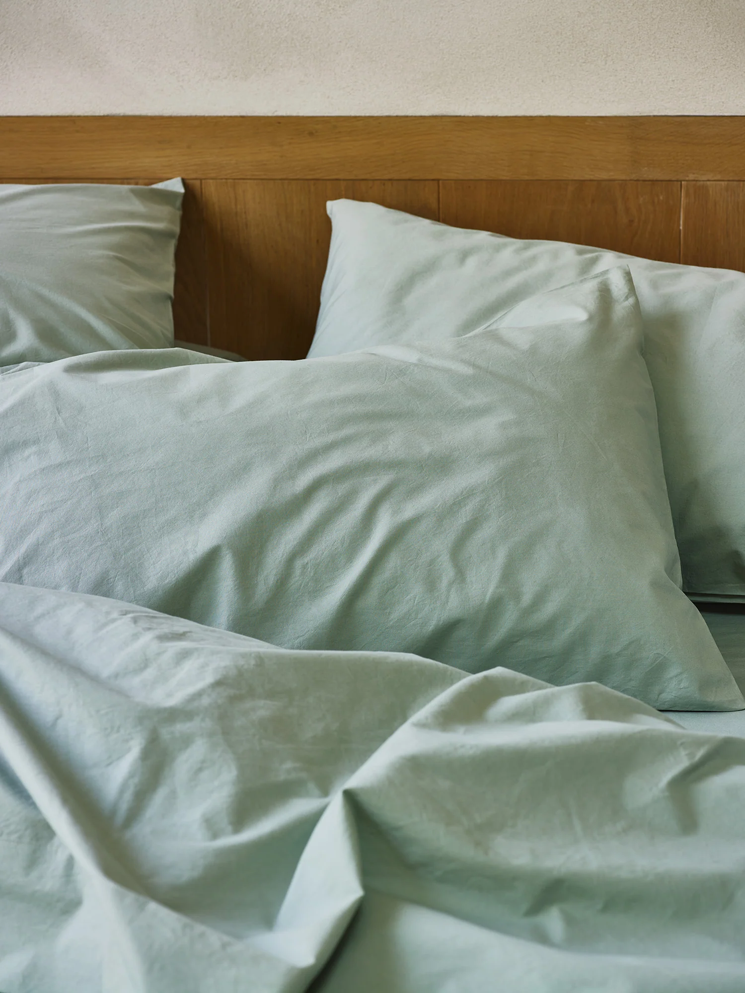 Responsible Mellow Green Washed Cotton Percale Pillowcases Pair Refined