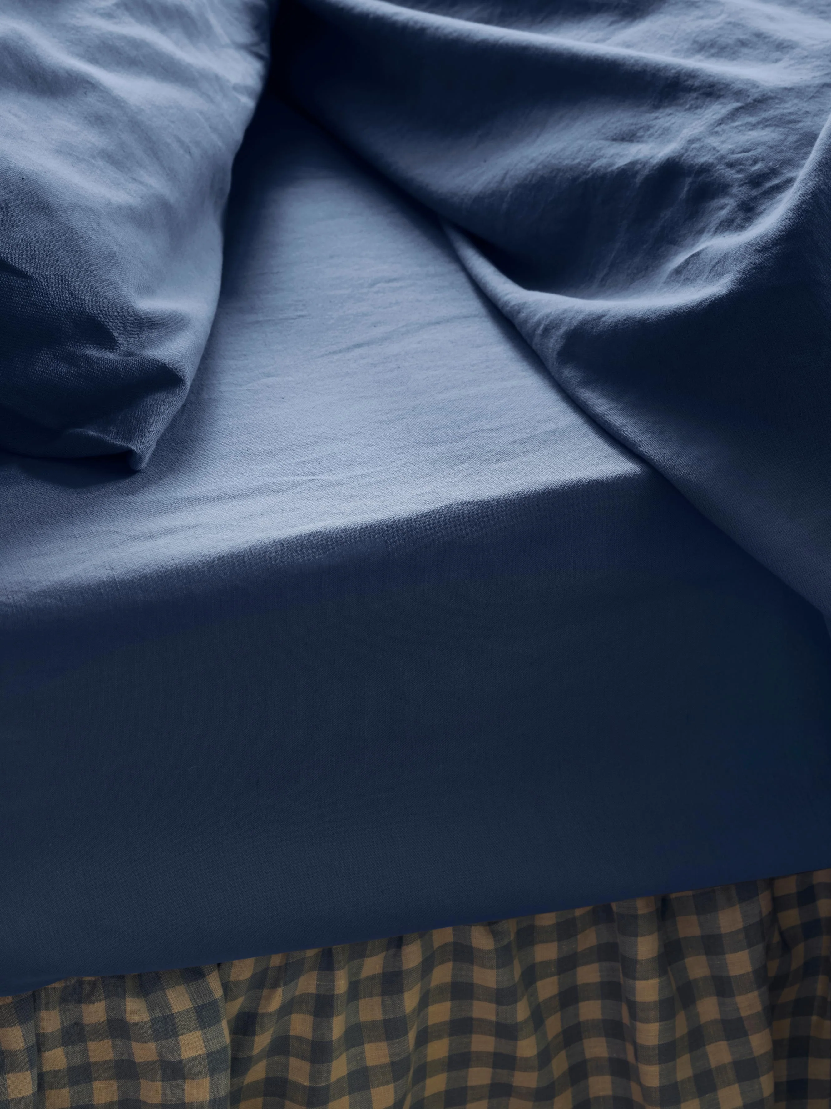 Original Design Blueberry Linen Blend Fitted Sheet Exclusive