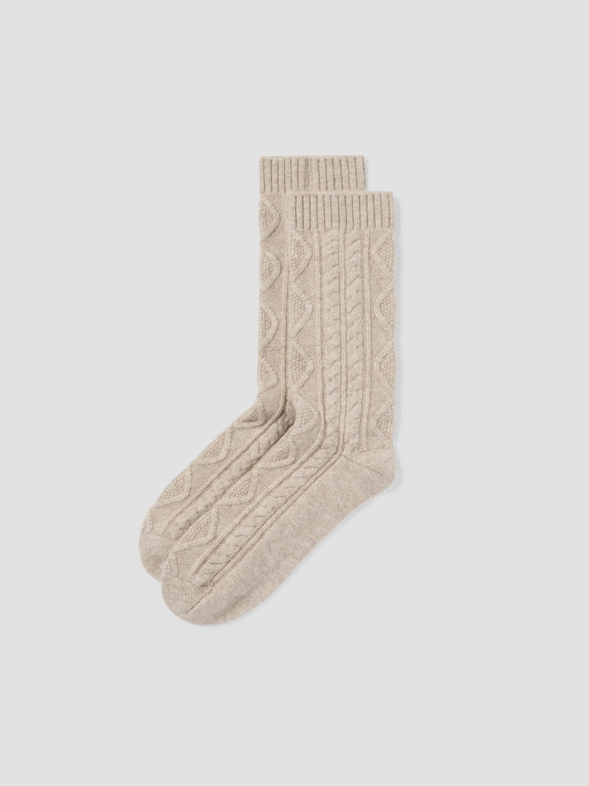 Superior Oatmeal Cosy Cable Socks Smart