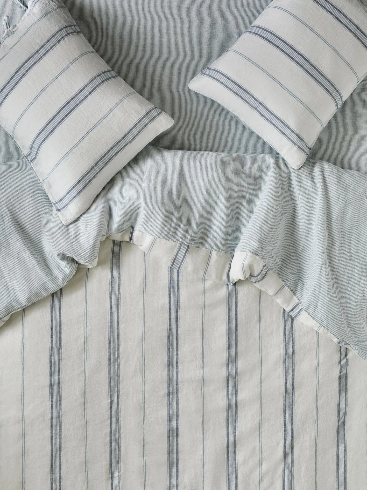 Trendy Dusk Blue Farmhouse Stripe Linen Duvet Cover First-Class