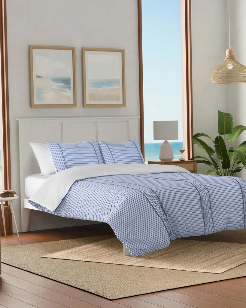 Efficient Amelia Comforter Set Safe