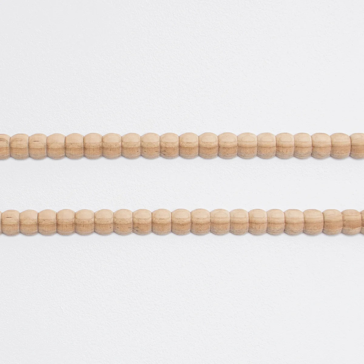 Long-Lasting Set of 2 Large Bobbled Decorative Wall Trims - 90cm Consistent