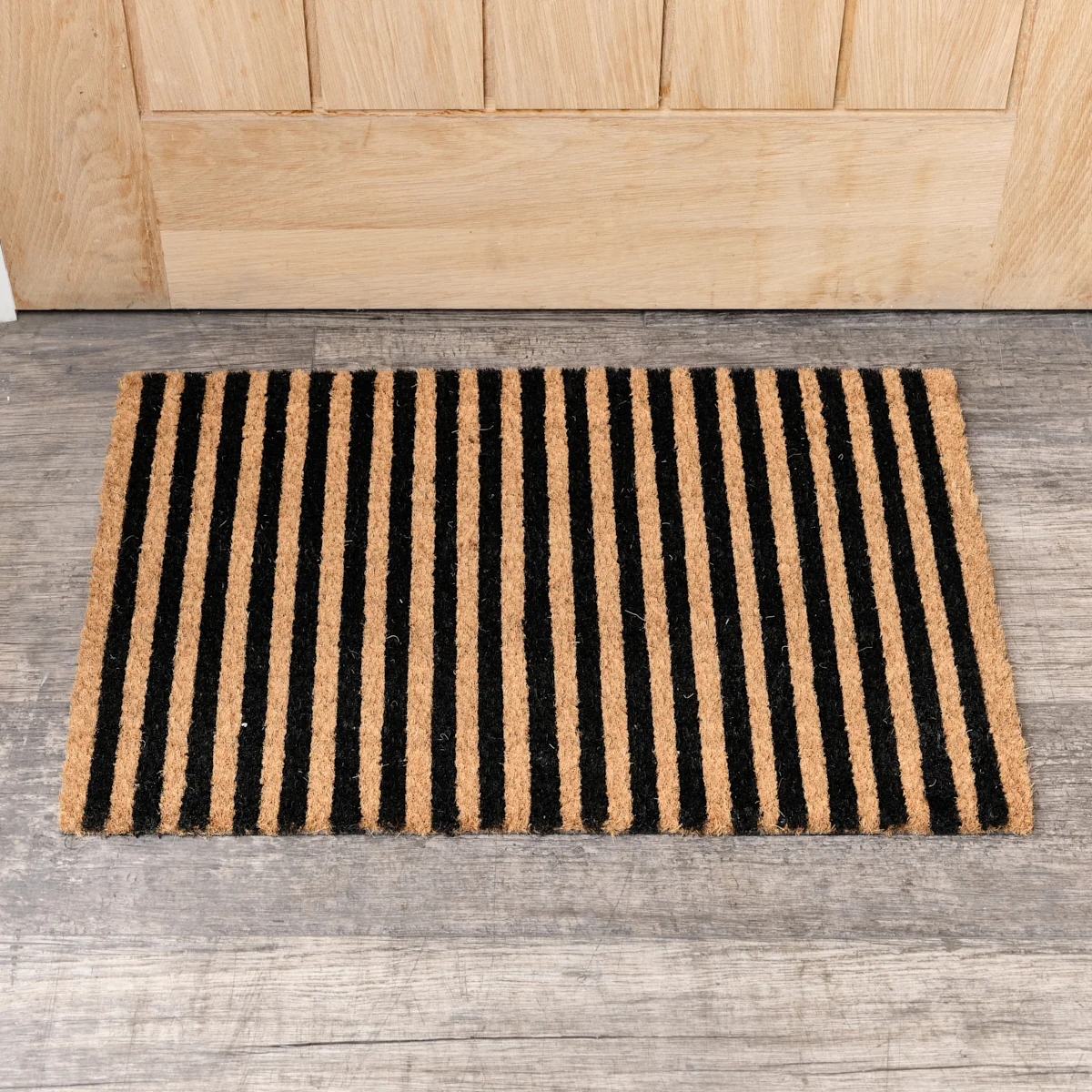 First-Class Black Natural Striped Print Coir Door Mat 40cm x 60cm Expertly Made
