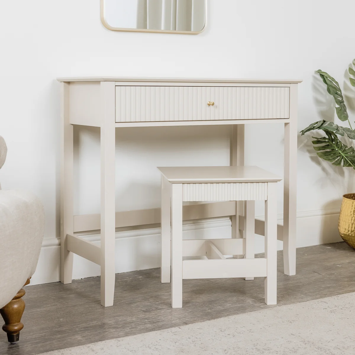 Relaxed Dressing Table Stool Set - Hales Taupe Range Fashionable