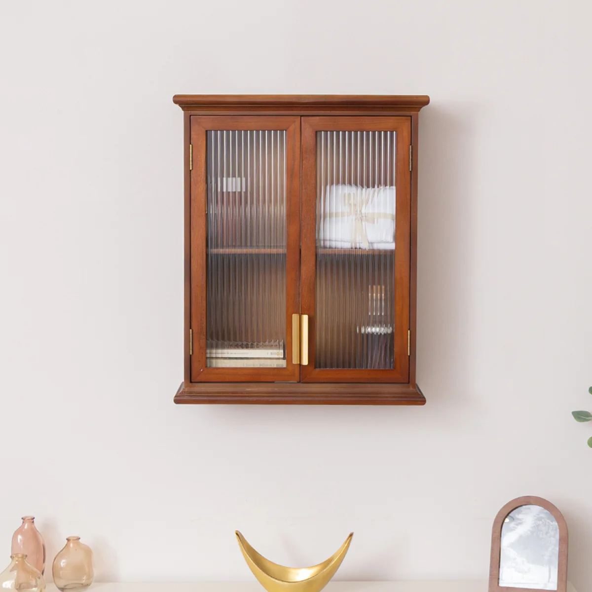 Relaxed Wooden Reeded Glass Wall Cabinet Elite