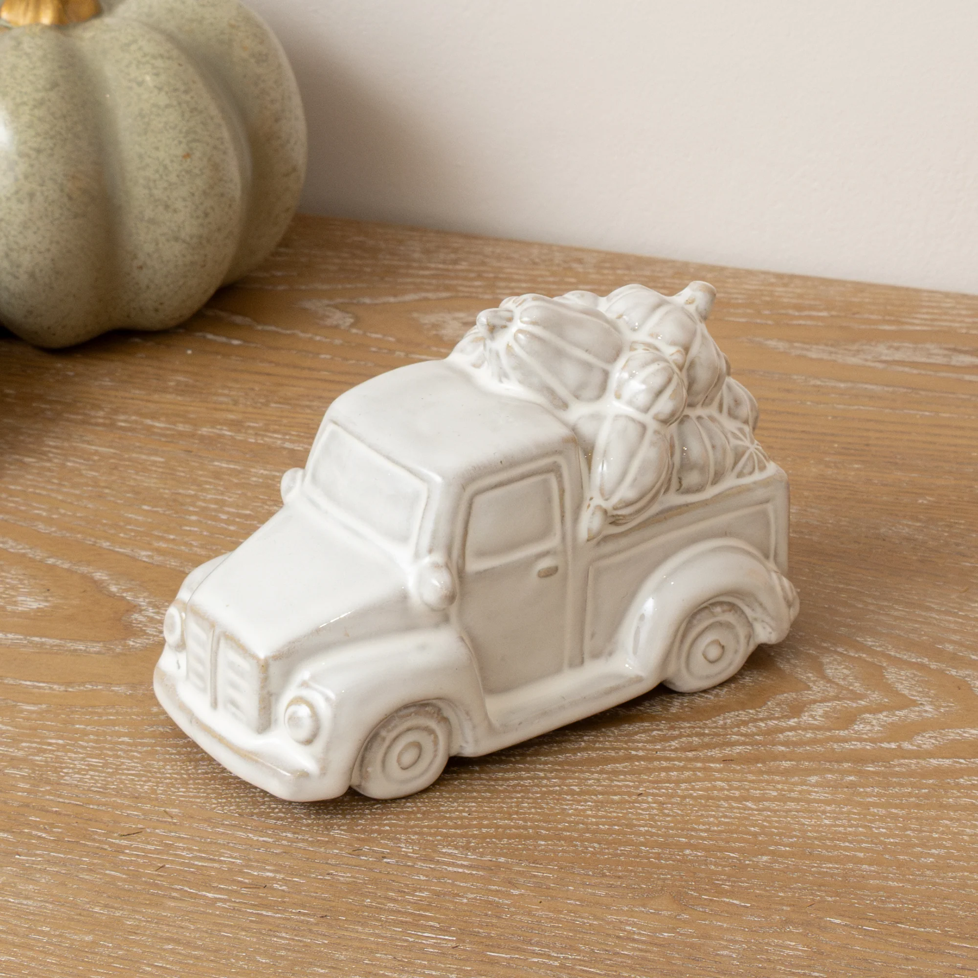 Innovative Small White Glazed Ceramic Pumpkin Trailer Ornament - 15.5cm x 8cm Premium Material