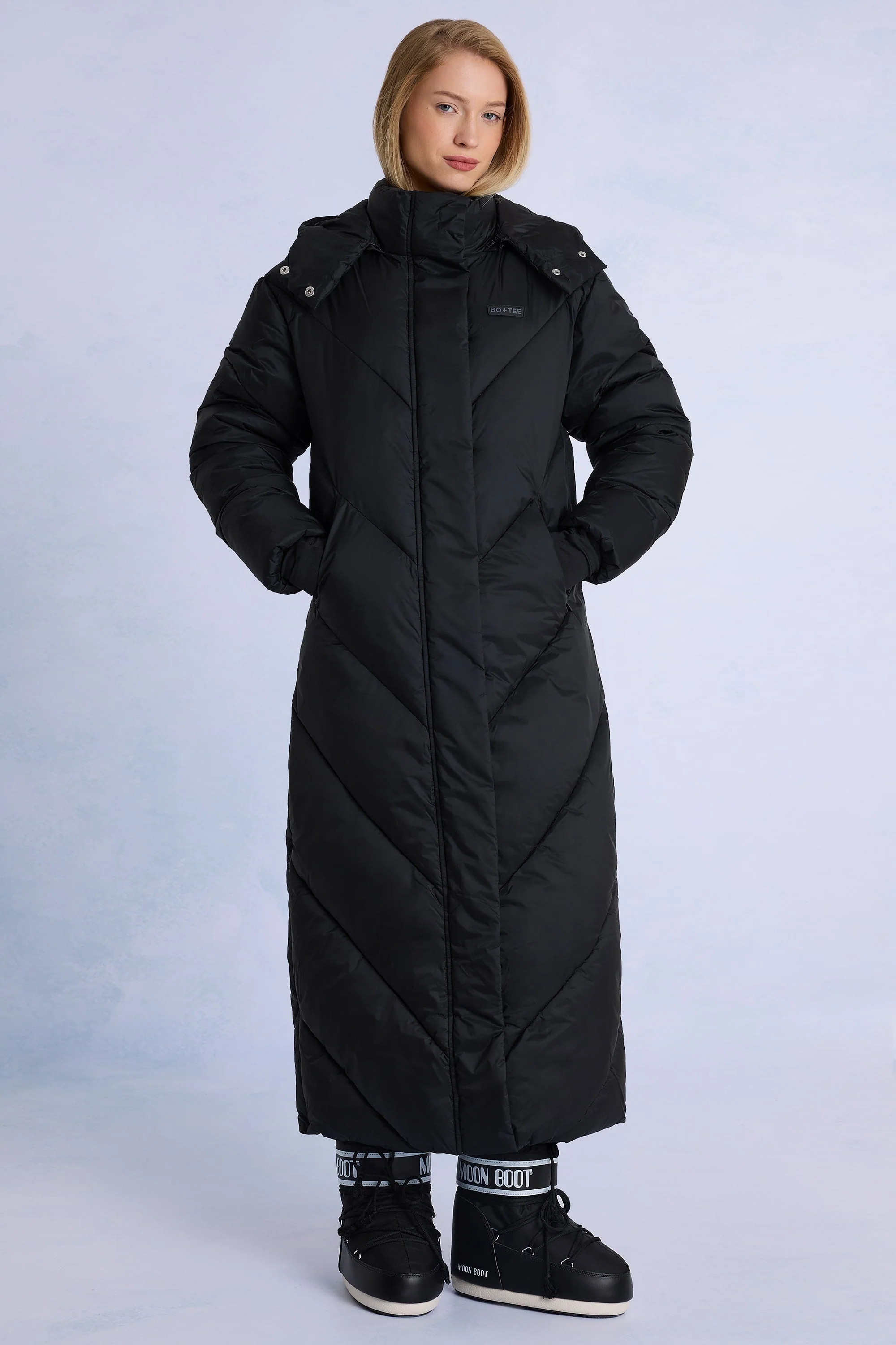Fine Crafted Waterproof Hooded Long Parka Coat in Black Fast