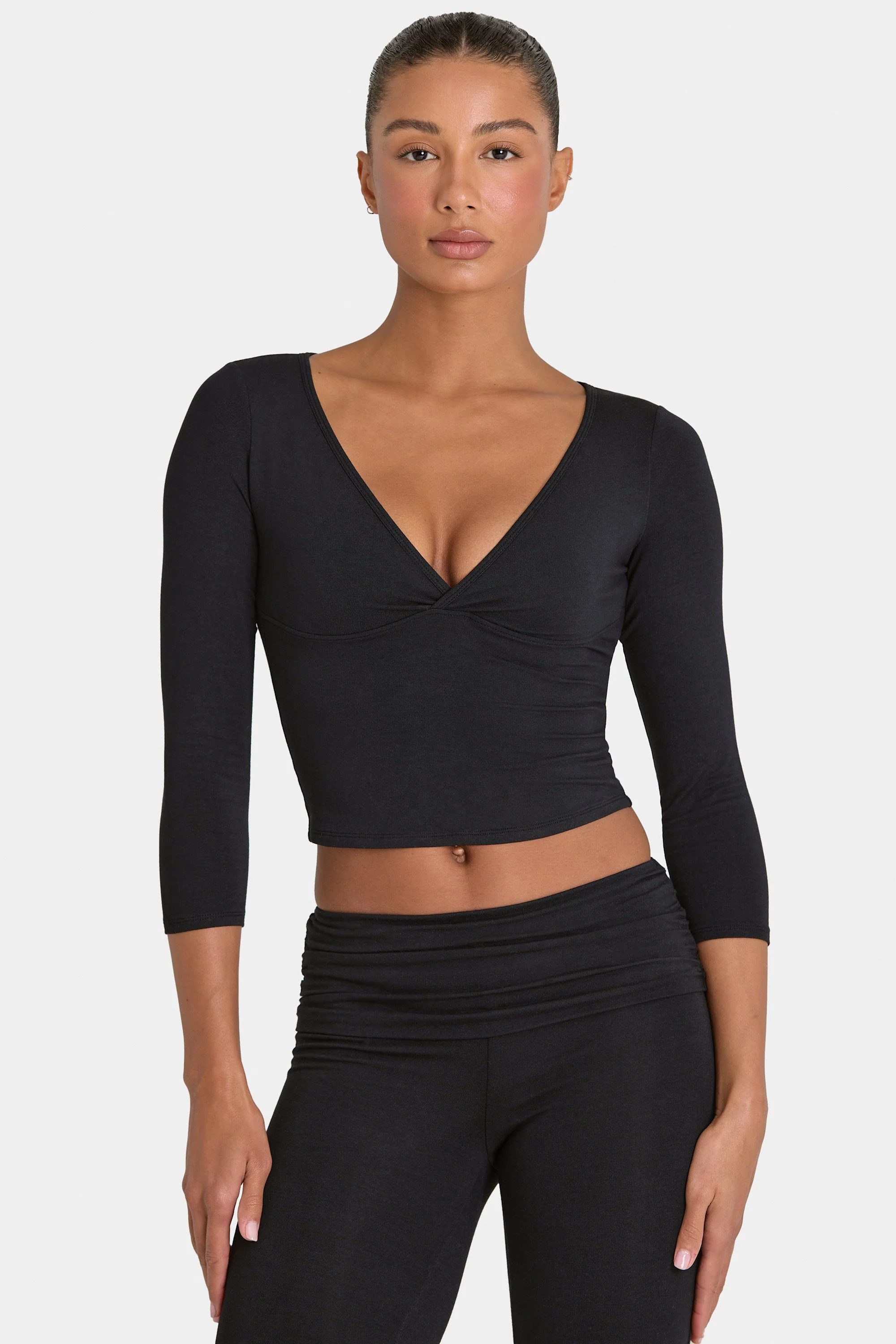 Recyclable ButterCloud™ 3 4 Sleeve Top in Black Healthy