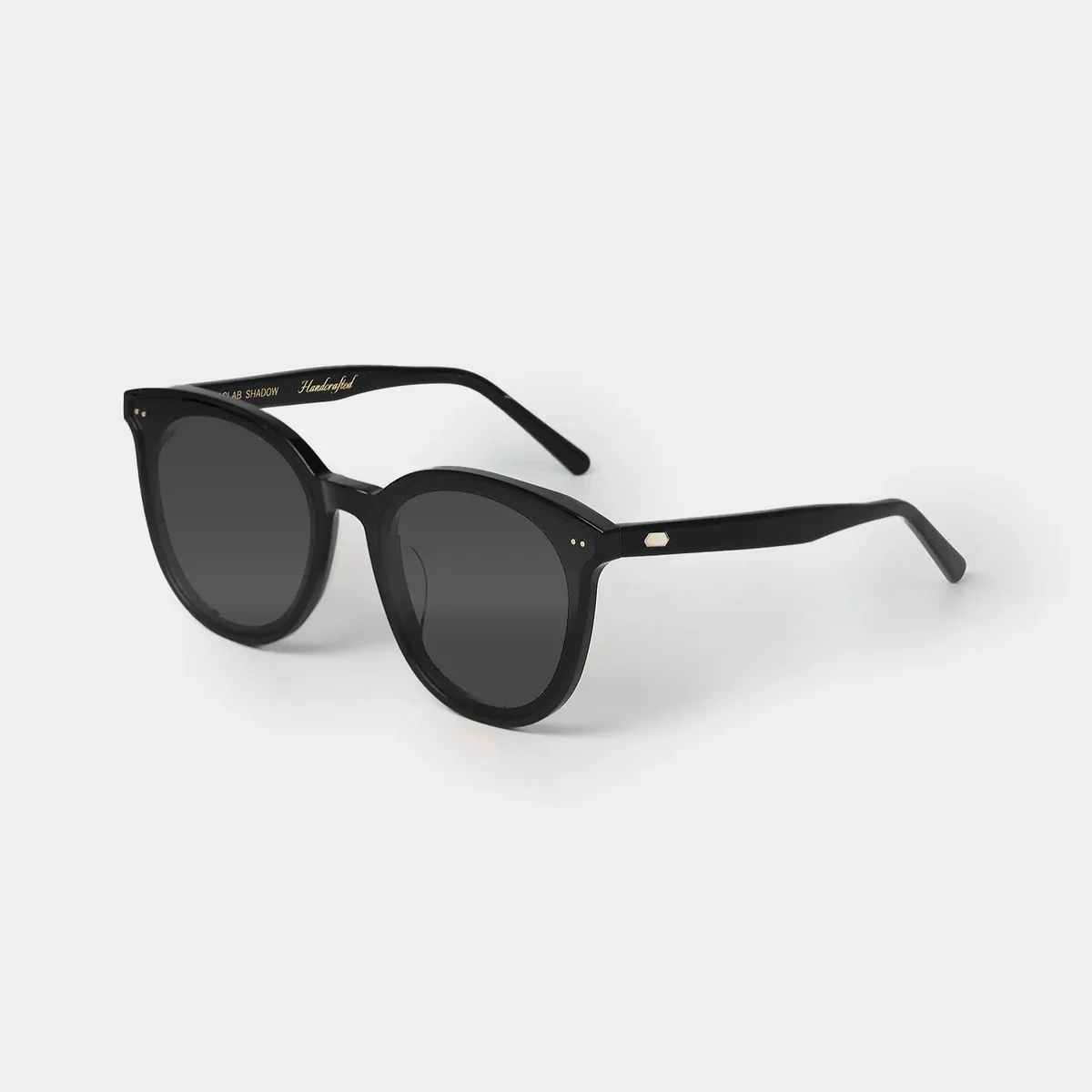 Long-Lasting SPACE Handcrafted Retro Sunglasses Elegant