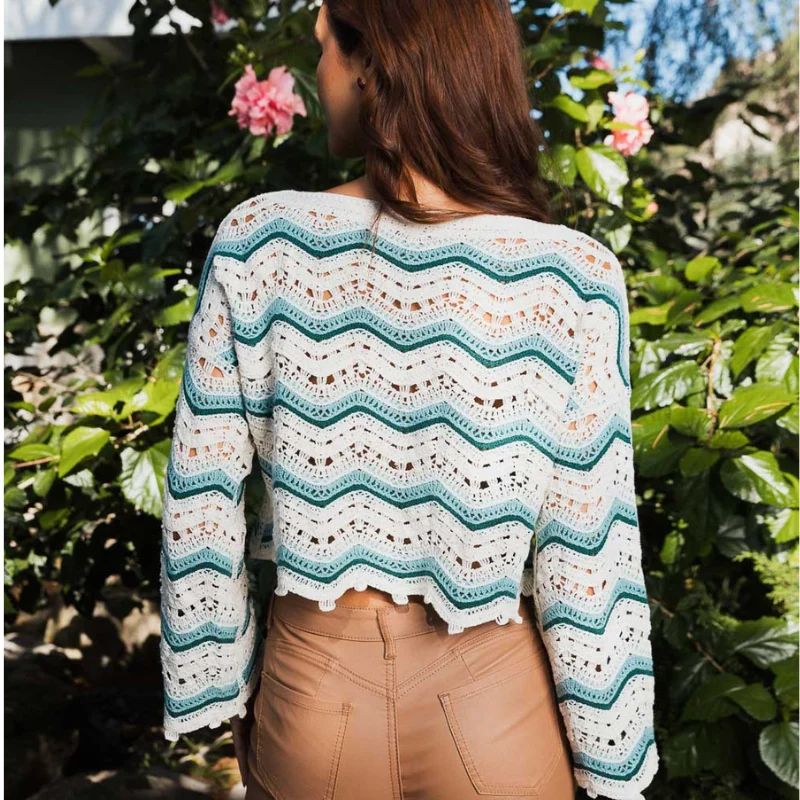 Prestigious Chevron Chic Top Easy-to-Use