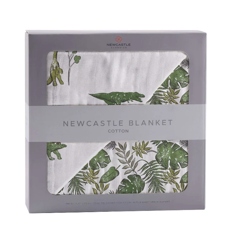 Premium Tropical Forest Blanket Traditional