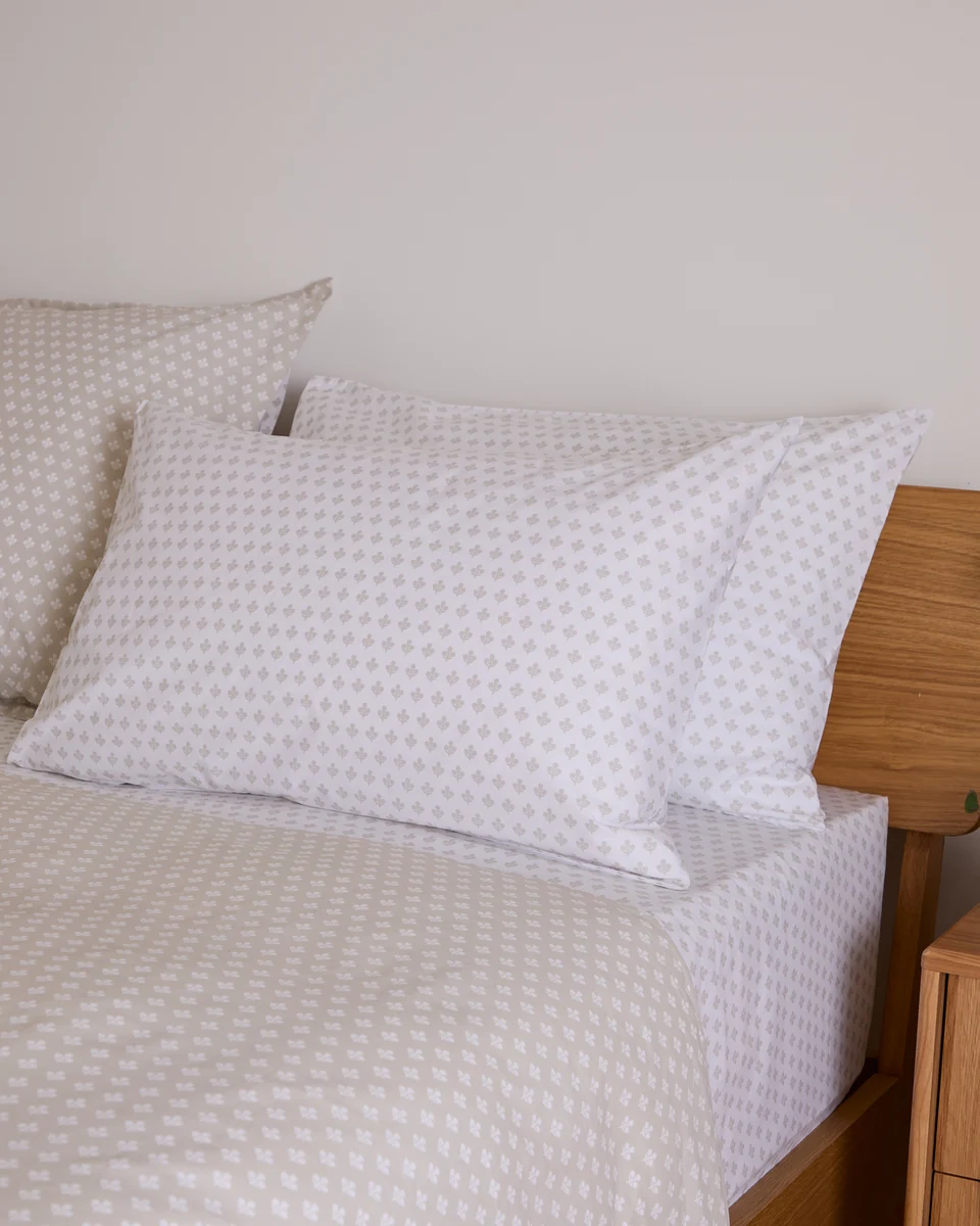 Consistent Foxford Mia White Pillowcase Set Easy-to-Use