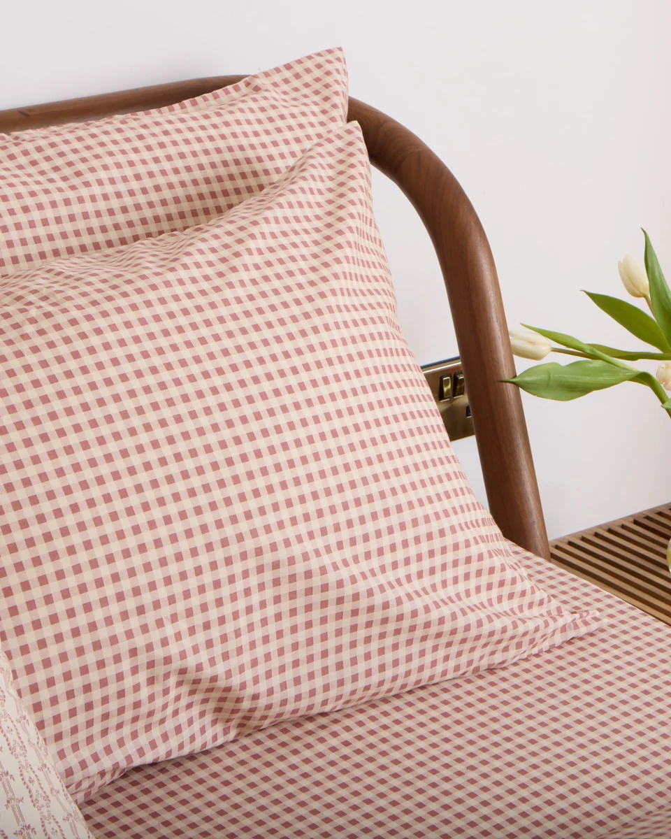Premium Material Foxford Poppy Red Gingham Pillowcase Set Top-Quality