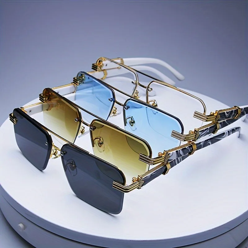 Luxury Square Sunglasses Set with Gold Frames Crafted