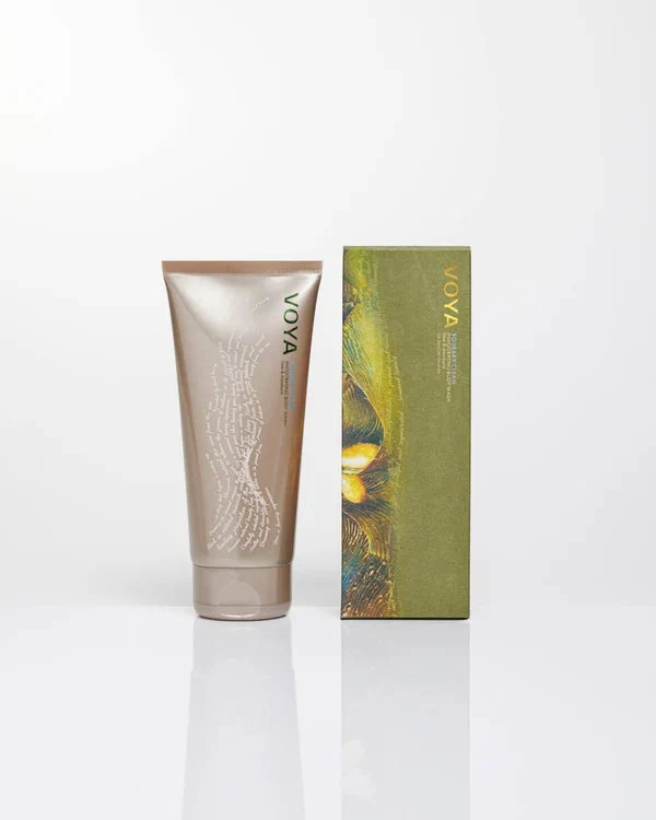 Recyclable VOYA Squeaky Clean - Invigorating Body Wash Efficient
