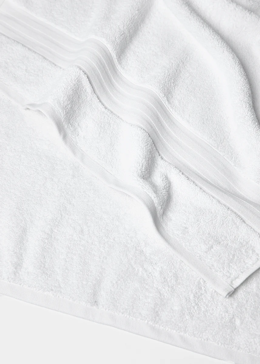 Solid Foxford Luxury Cotton Bath Sheet - White Versatile