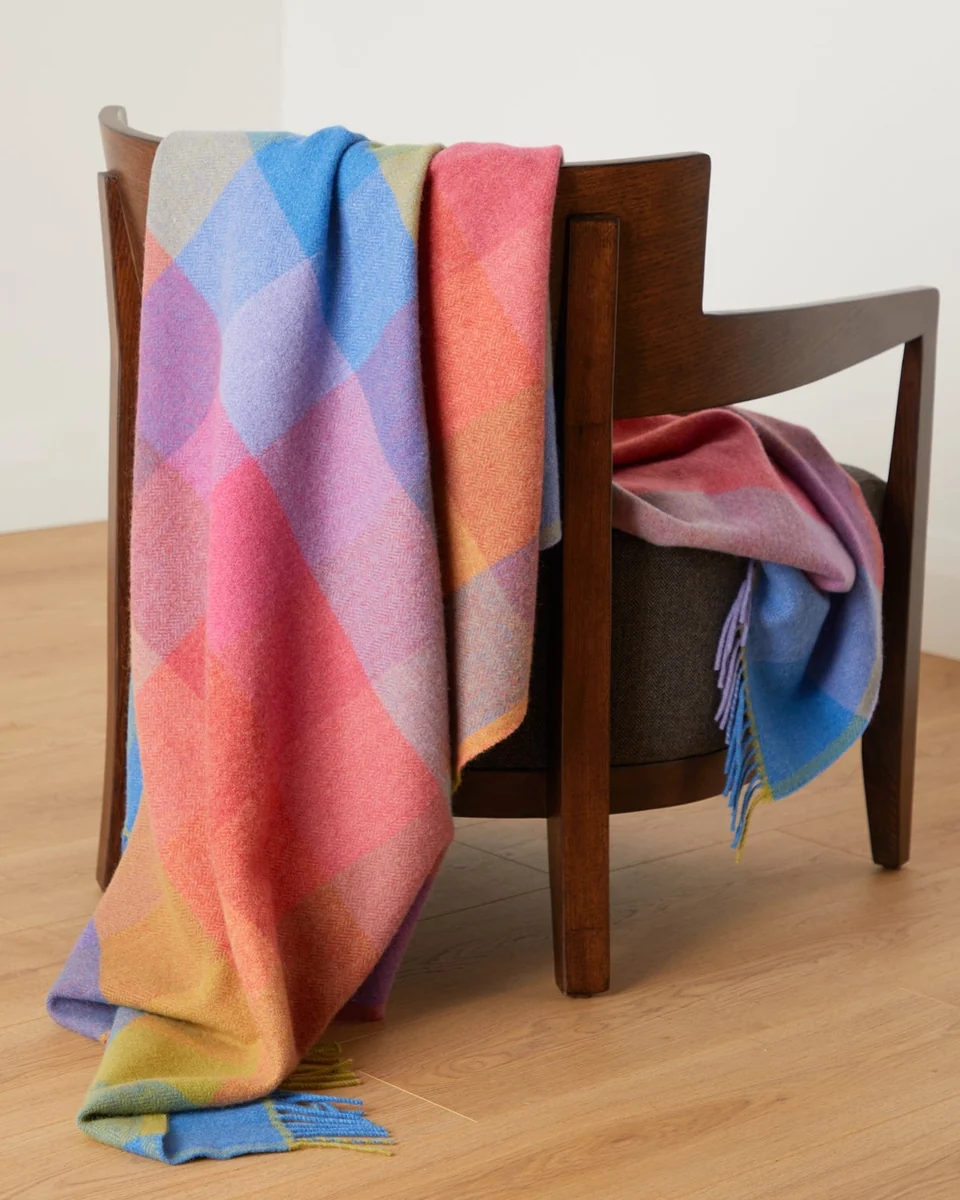 Premium Material Foxford Sorcha Lambswool Throw Contemporary