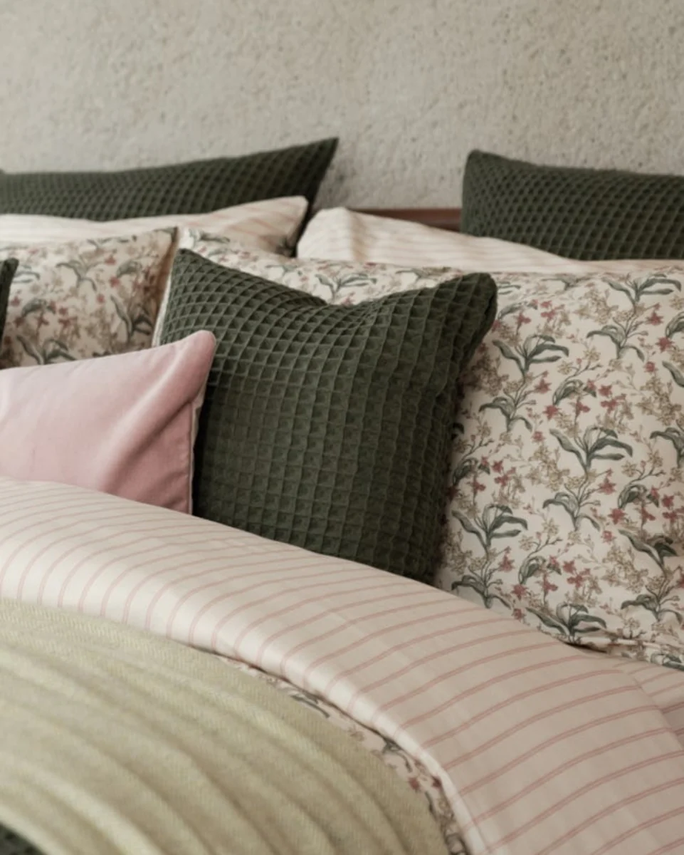 Selected Foxford Honeycomb Cushion Green- Small Elite