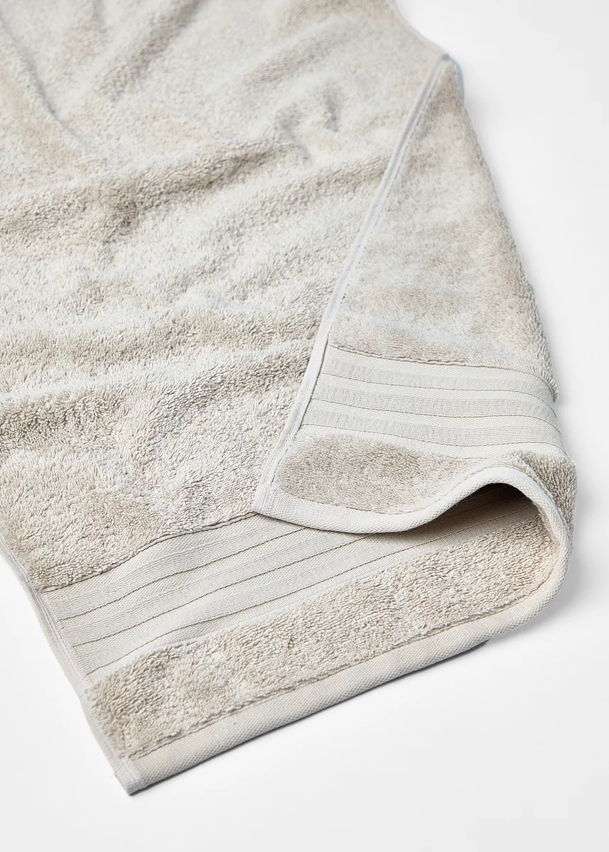 Quality Foxford Luxury Cotton Bath Towel - Nacre Comfortable