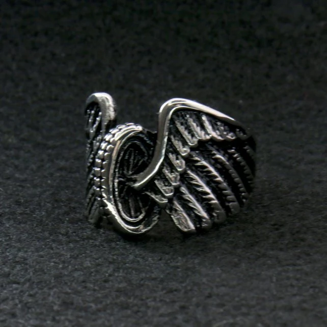 High-Quality Hot Leathers JWR2113 Men's Wing Wheel Stainless Steel Ring Carefully Designed