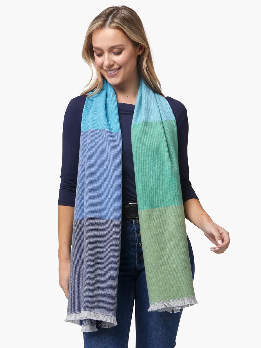 Detailed Foxford Green and Blue Extra-Fine Merino Scarf Consistent